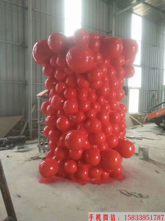 玻璃钢气球堆砌雕塑